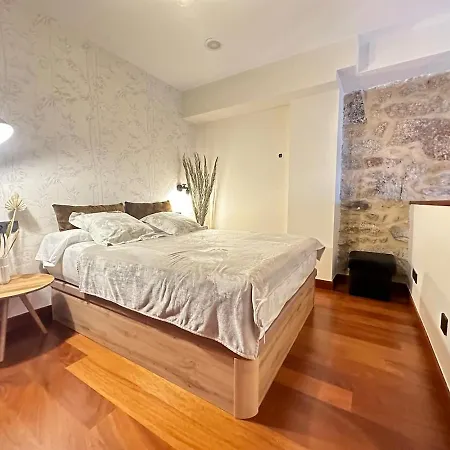 Magnifico Triplex, Centrico By Ybh فيجو